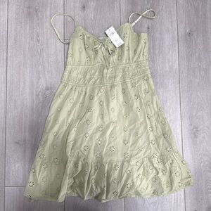 Hollister Green flower dress